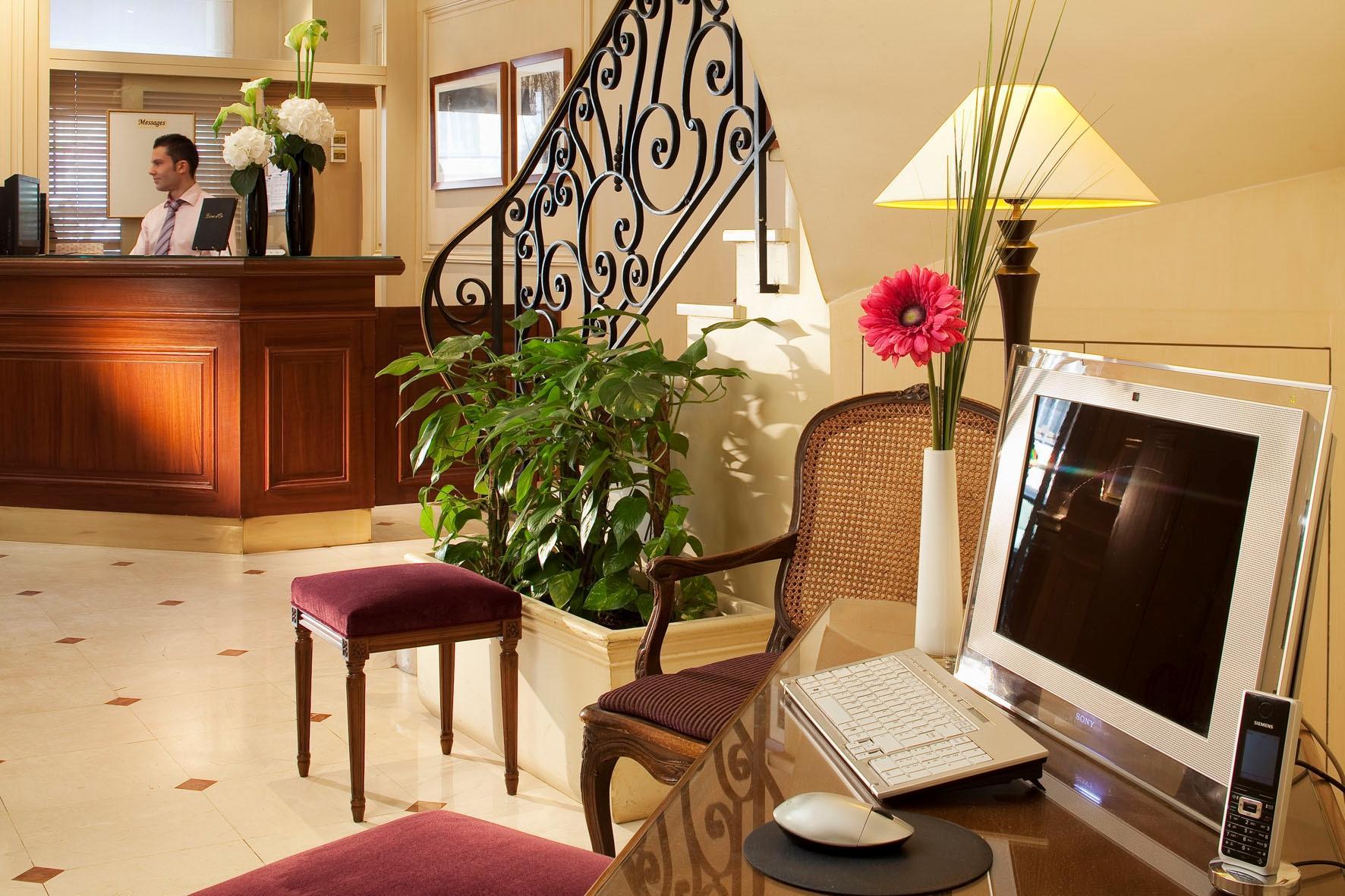 Hotel Le Friedland Paris Dış mekan fotoğraf